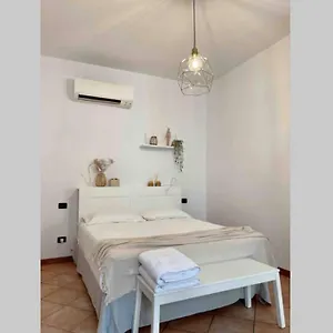 Unconventional Apartment: Centro Storico Con Bici Mantova